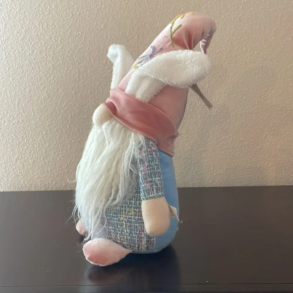‎EASTER BUNNY GNOME